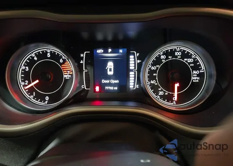 2016 Jeep Cherokee Altitude из США, поврежденный, VIN 1C4PJLCB3GW137385